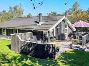 Spacious Holiday Home in Hals with Private Whirlpool